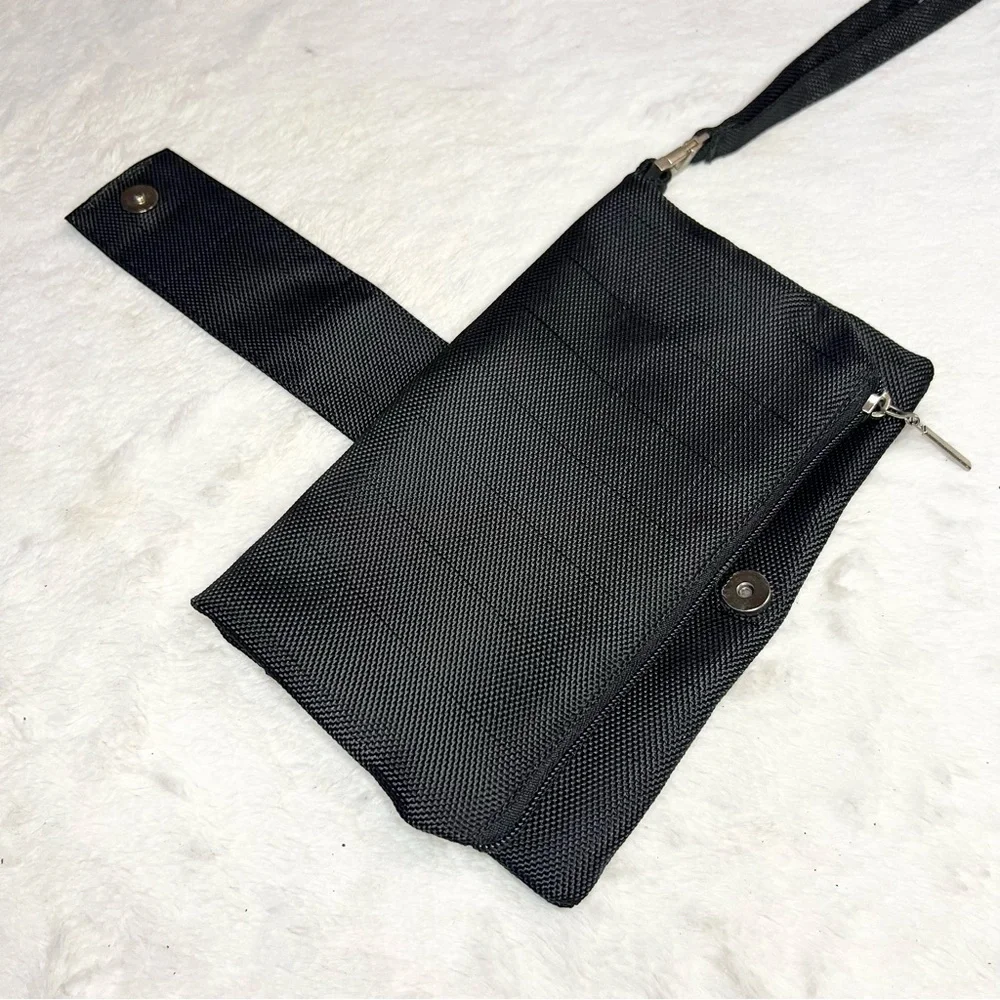 Viktor & Rolf Men's Black Amenity Bag Travel Toiletry Case Fold-over Wristlet